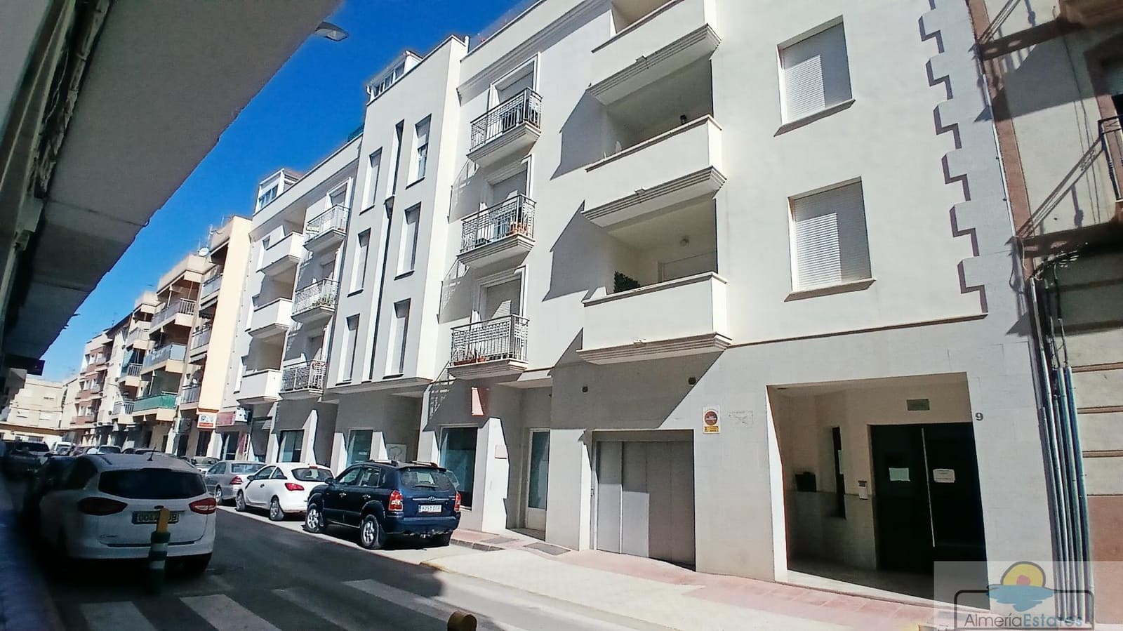Piso de 3 habitaciones en Albox en venta con garaje - 98.000 € (Ref: 10041331)