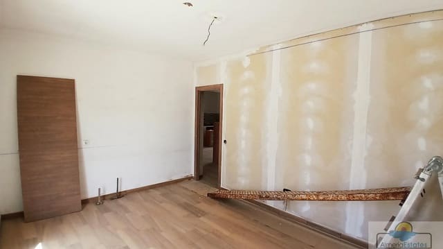 Villa zu verkaufen in La Alfoquia, Zurgena mit Pool Garage - 610.000 € (Ref: 10060995)