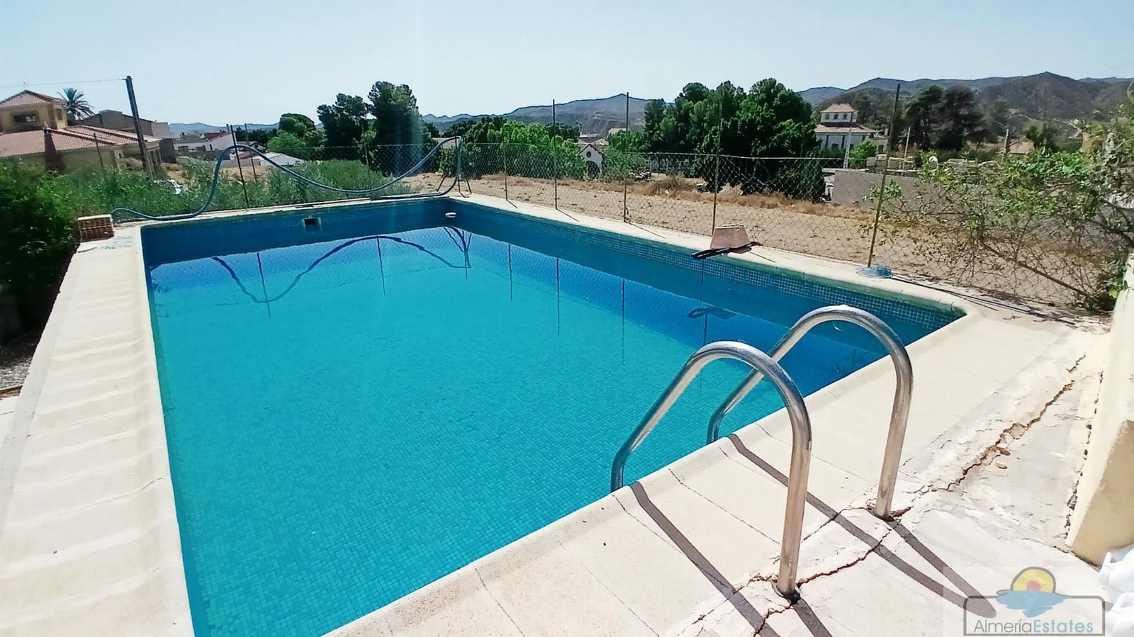 Villa zu verkaufen in La Alfoquia mit Pool Garage - 610.000 € (Ref: 10060995)