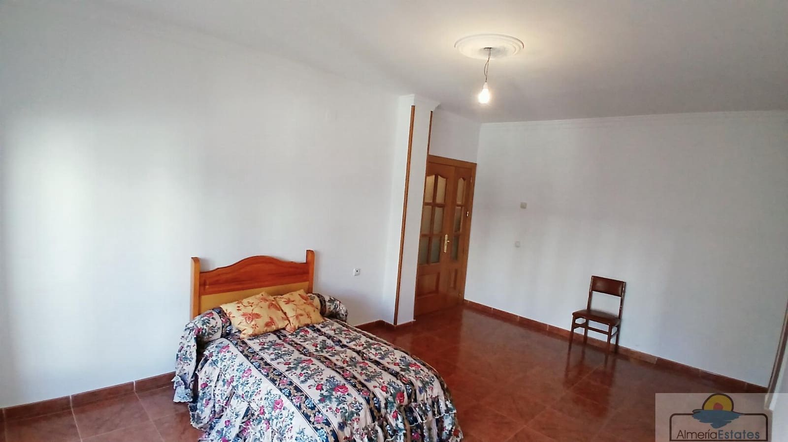Casa de 5 habitaciones en Tíjola en venta con garaje - 249.000 € (Ref: 10070242)