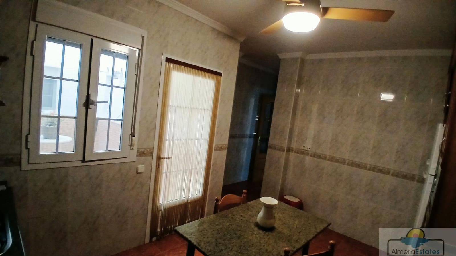 Casa de 5 habitaciones en Tíjola en venta con garaje - 249.000 € (Ref: 10070242)