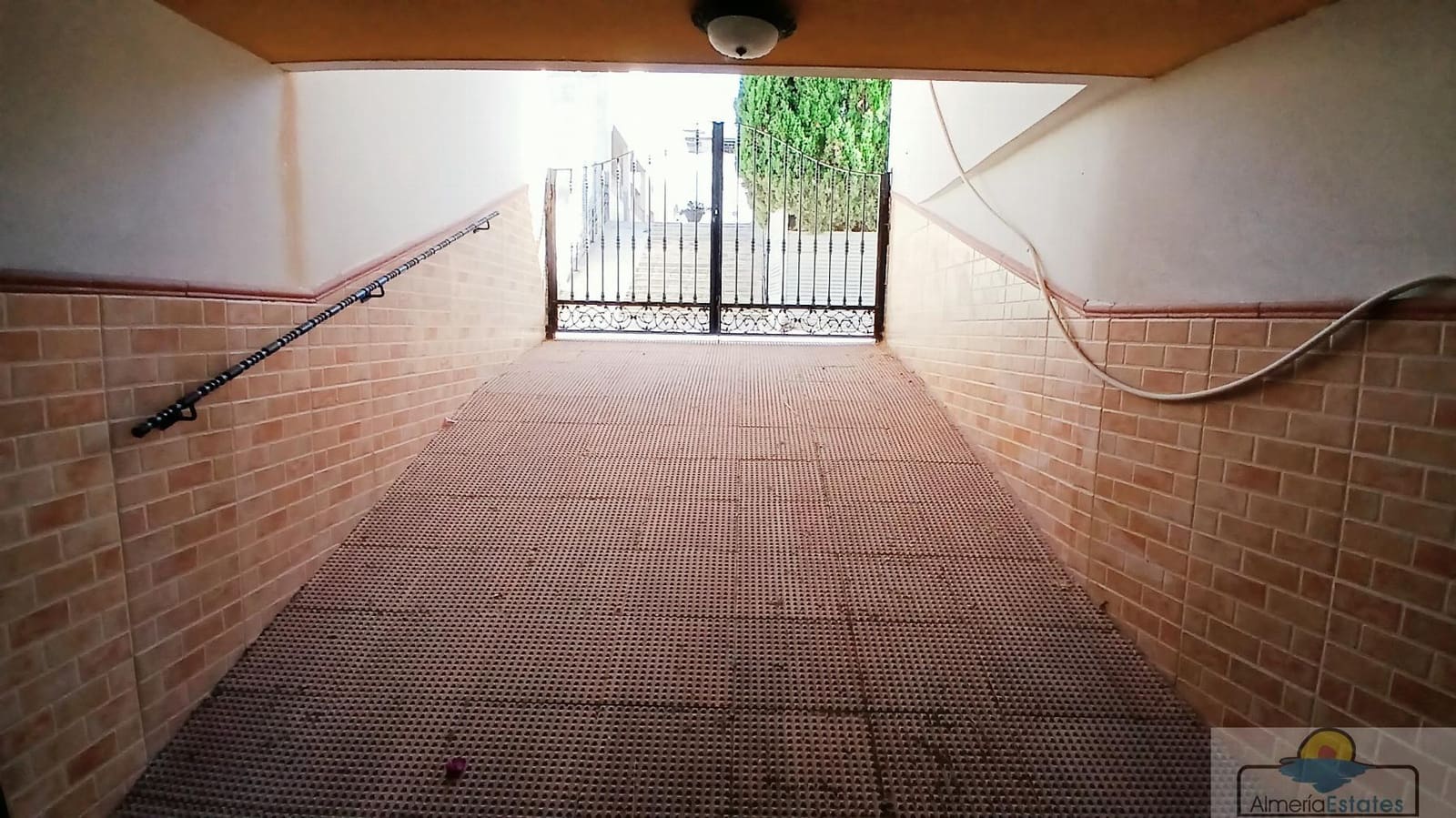 Casa de 5 habitaciones en Tíjola en venta con garaje - 249.000 € (Ref: 10070242)