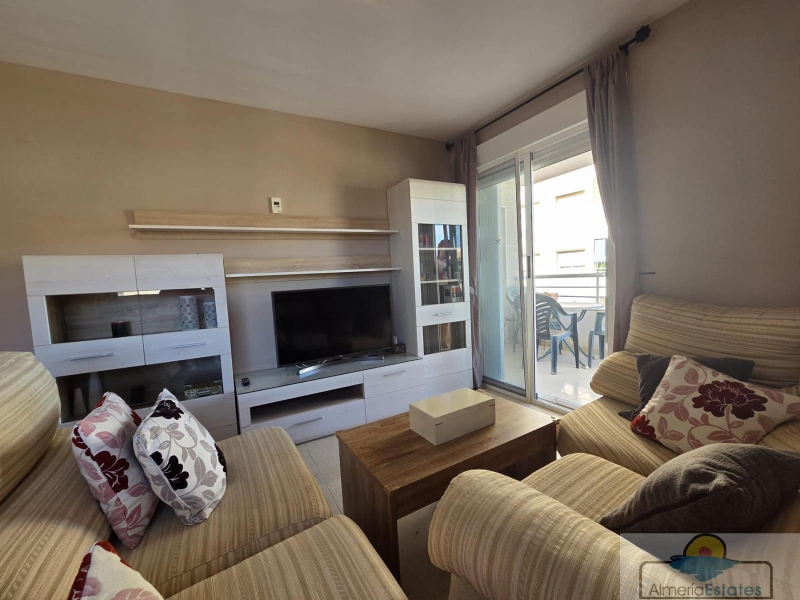 3 Zimmer Wohnung zu verkaufen in Garrucha mit Pool Garage - 155.000 € (Ref: 10070243)