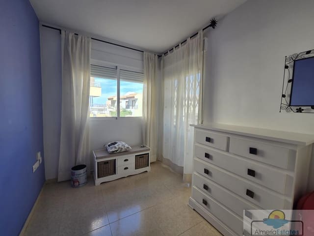 3 bedroom Flat for sale in Garrucha with pool garage - € 155,000 (Ref: 10070243)