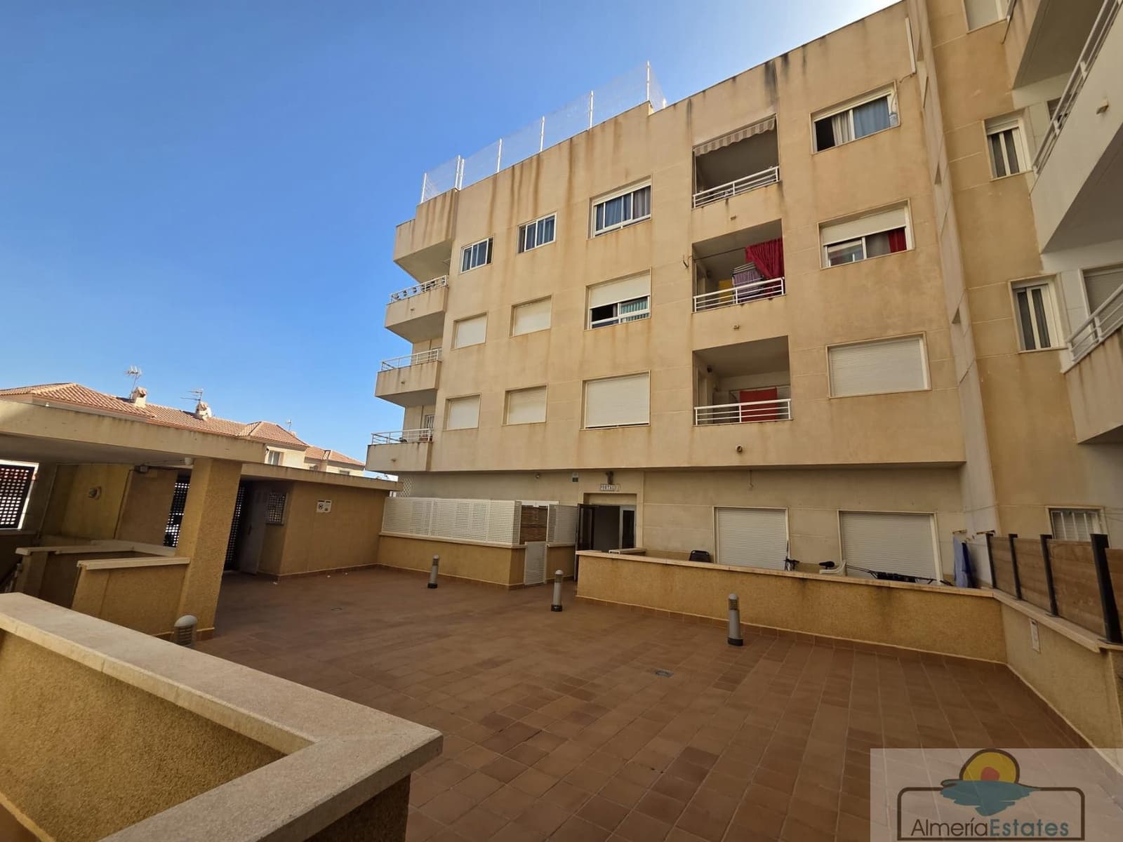 3 Zimmer Wohnung zu verkaufen in Garrucha mit Pool Garage - 155.000 € (Ref: 10070243)