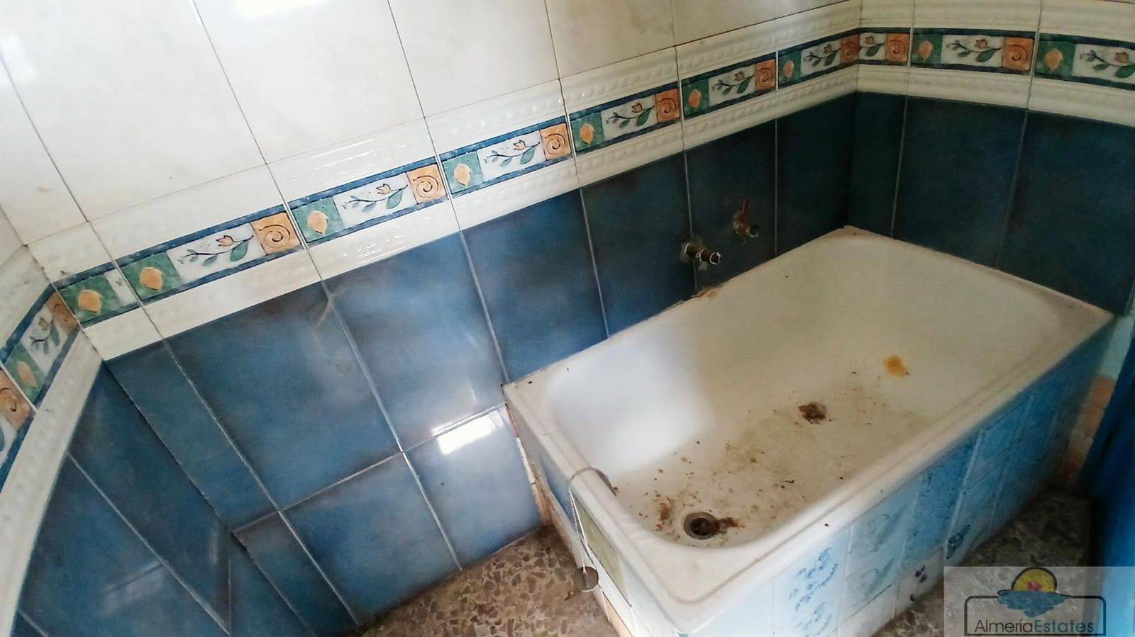 5 soveværelse Byhus til salg i Saliente Alto med swimmingpool garage - € 170.000 (Ref: 10089708)