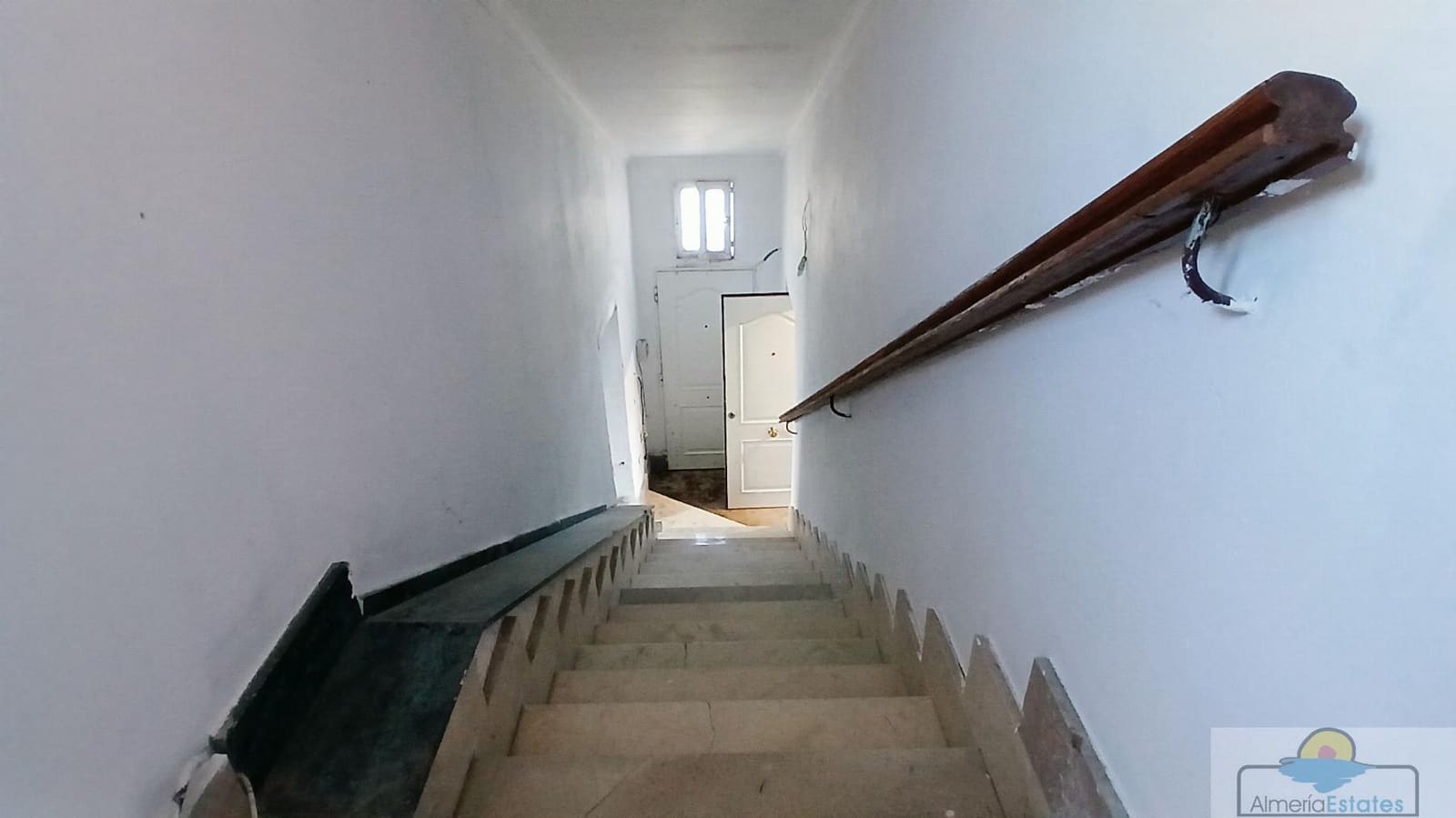 5 soveværelse Byhus til salg i Saliente Alto med swimmingpool garage - € 170.000 (Ref: 10089708)