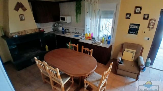 5 soveværelse Byhus til salg i Saliente Alto, Albox med swimmingpool garage - € 170.000 (Ref: 10089708)