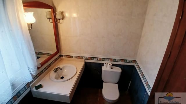 5 soveværelse Byhus til salg i Saliente Alto, Albox med swimmingpool garage - € 170.000 (Ref: 10089708)
