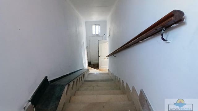 5 soveværelse Byhus til salg i Saliente Alto, Albox med swimmingpool garage - € 170.000 (Ref: 10089708)