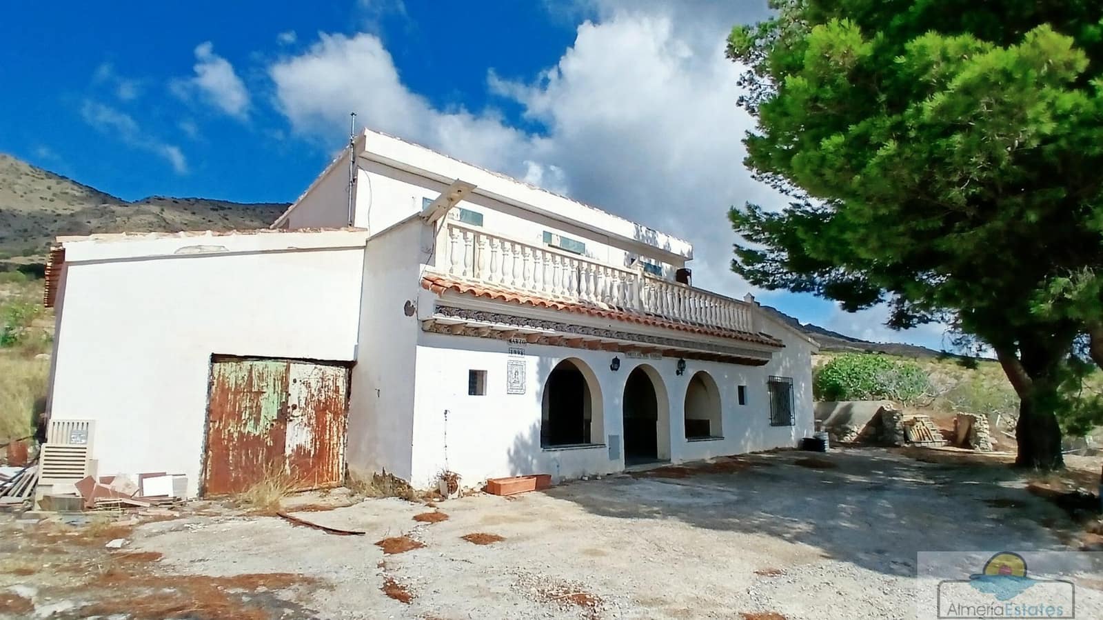 5 soveværelse Byhus til salg i Saliente Alto med swimmingpool garage - € 170.000 (Ref: 10089708)