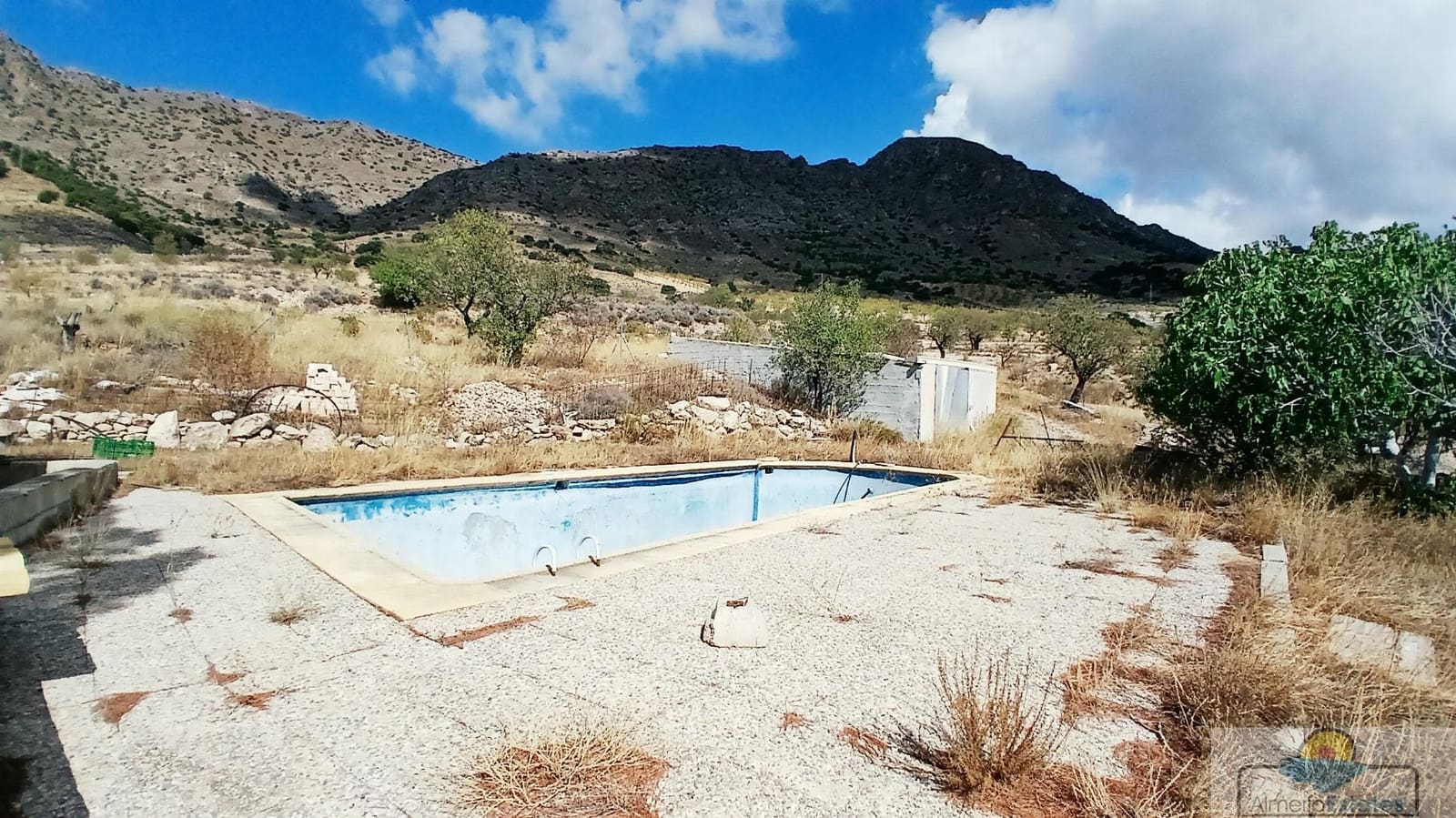 5 soveværelse Byhus til salg i Saliente Alto med swimmingpool garage - € 170.000 (Ref: 10089708)