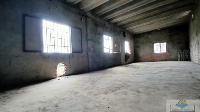 Commercial for rent in Albox with garage - € 650 (Ref: 10135209)