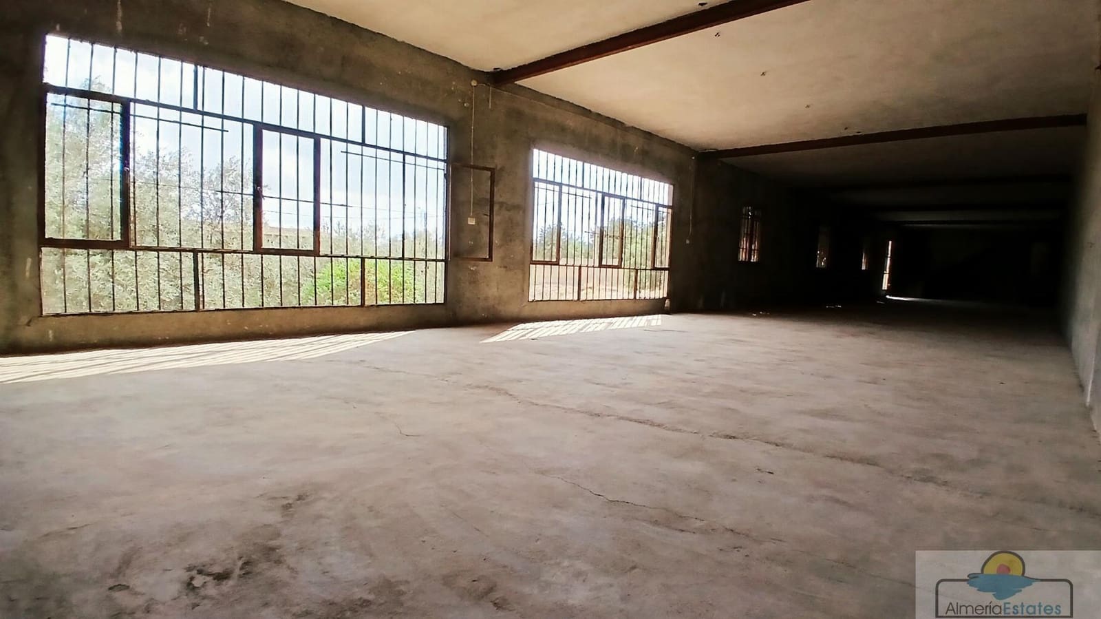 Commercial for rent in Albox with garage - € 650 (Ref: 10135209)