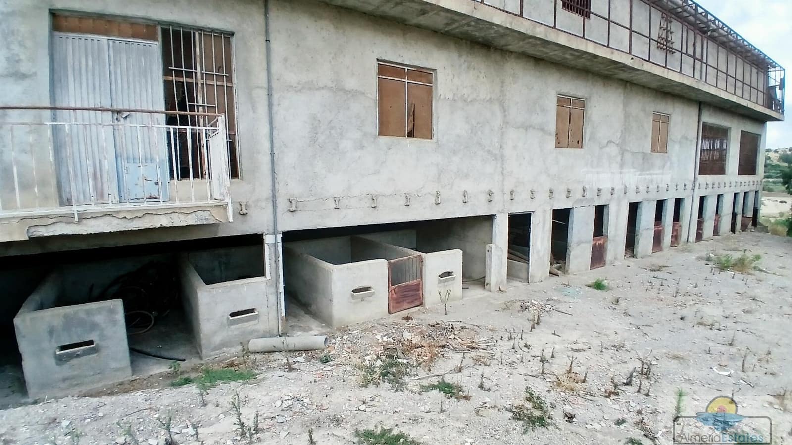 Commercial for rent in Albox with garage - € 650 (Ref: 10135209)