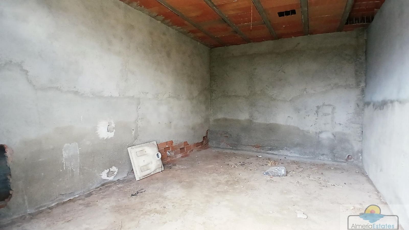 Commercial for rent in Albox with garage - € 650 (Ref: 10135209)