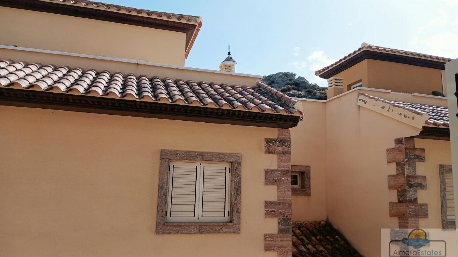 3 bedroom Townhouse for sale in Zurgena with pool - € 156,000 (Ref: 10158661)