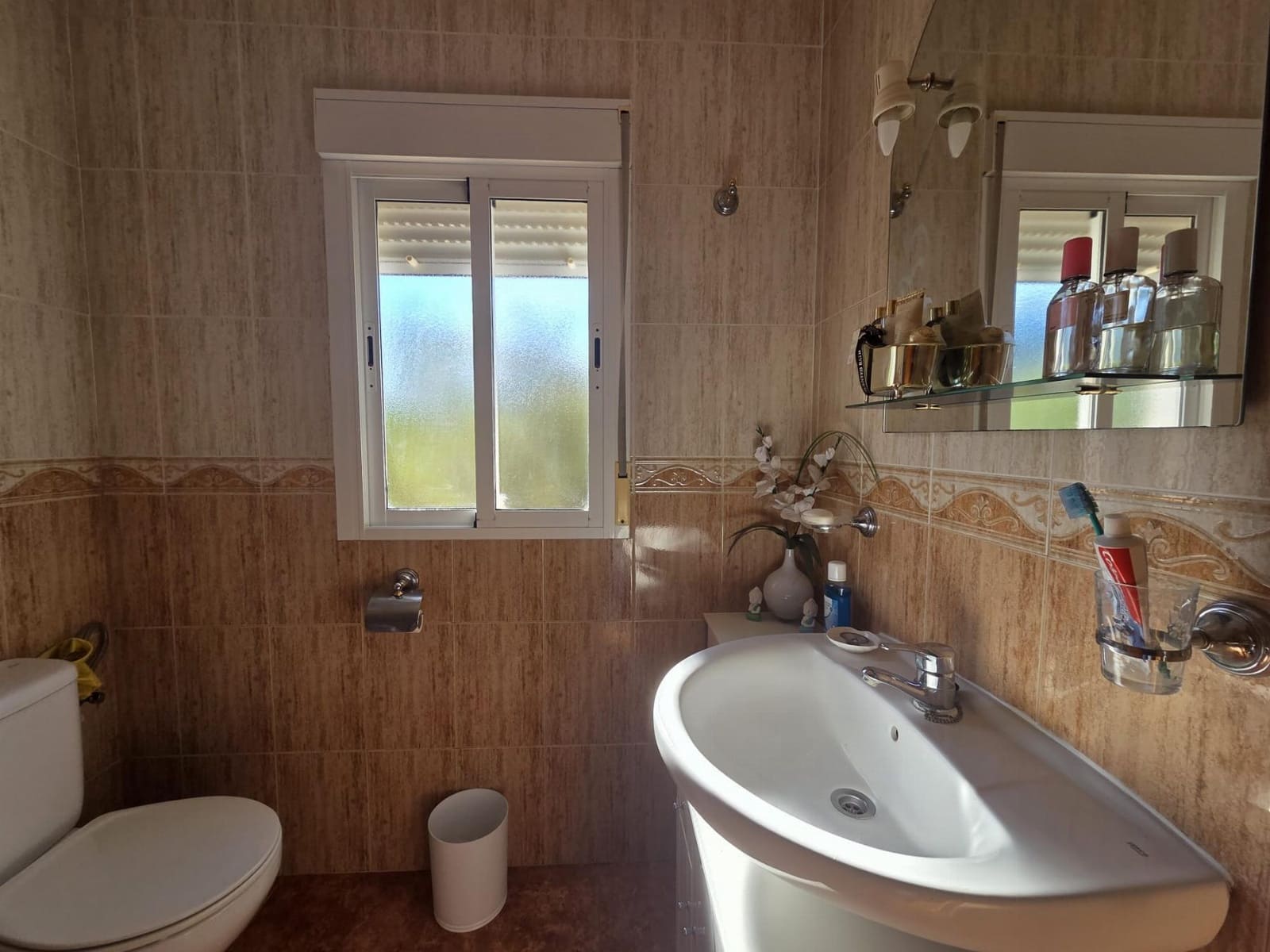 Casa de 3 habitaciones en Oria en venta - 180.000 € (Ref: 10170180)