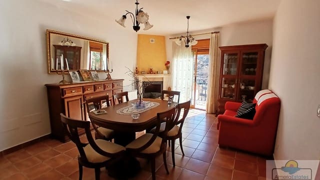 Casa de 6 habitaciones en Lubrín en venta - 220.000 € (Ref: 10177139)