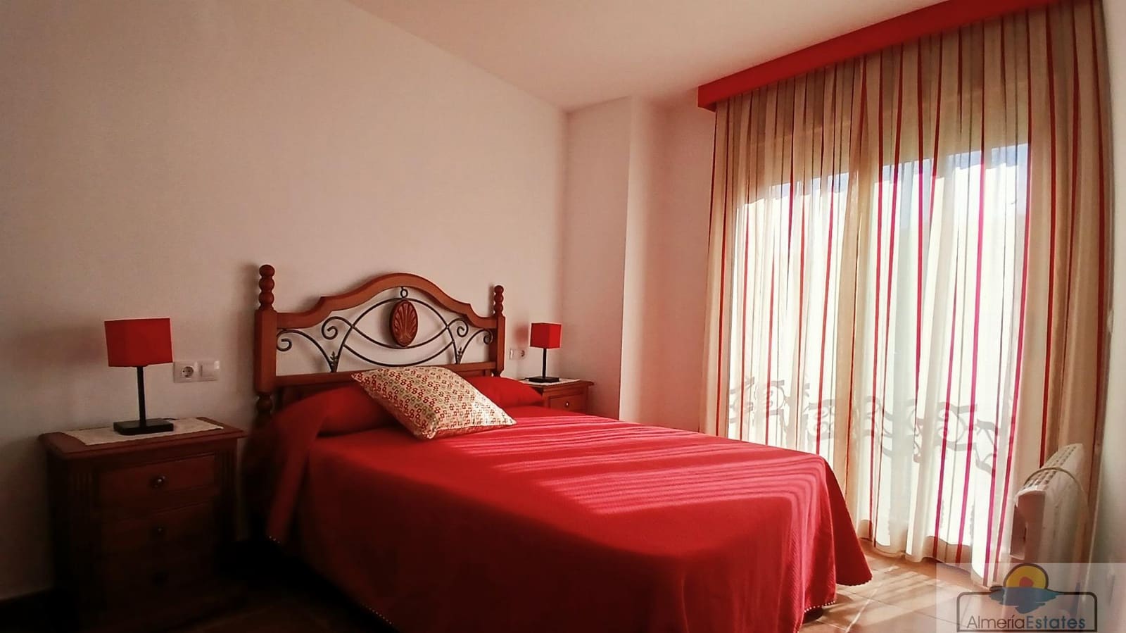 Casa de 6 habitaciones en Lubrín en venta - 220.000 € (Ref: 10177139)