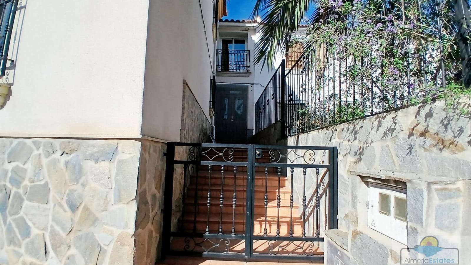 Casa de 6 habitaciones en Lubrín en venta - 220.000 € (Ref: 10177139)