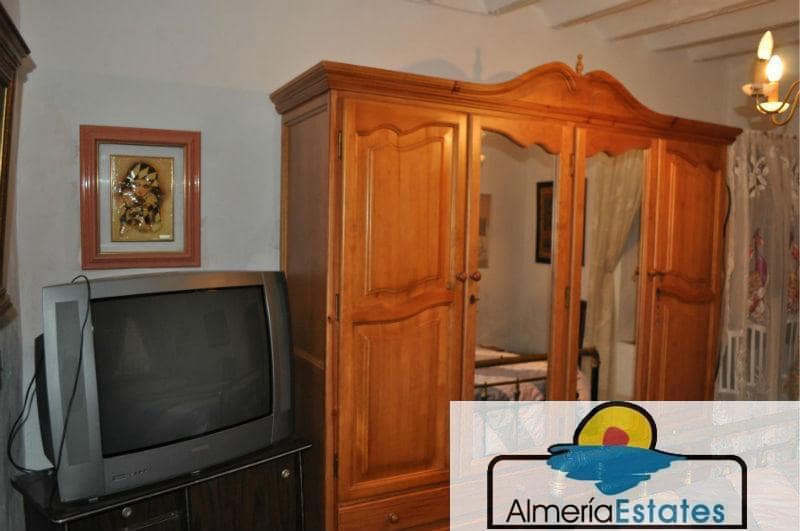 3 bedroom Villa for sale in Cantoria - € 300,000 (Ref: 3211657)