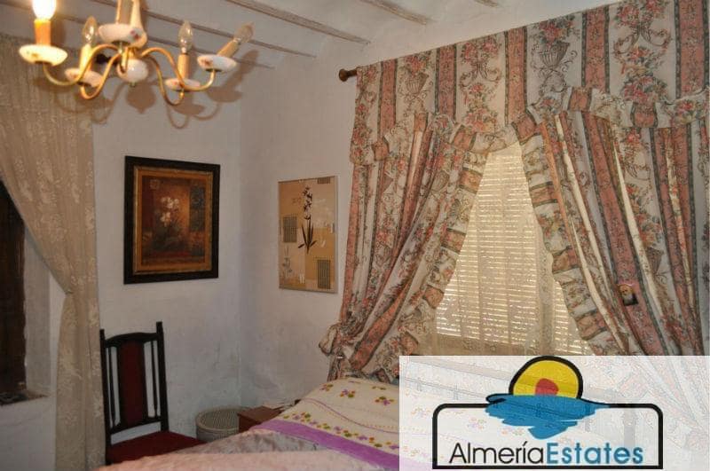 3 bedroom Villa for sale in Cantoria - € 300,000 (Ref: 3211657)