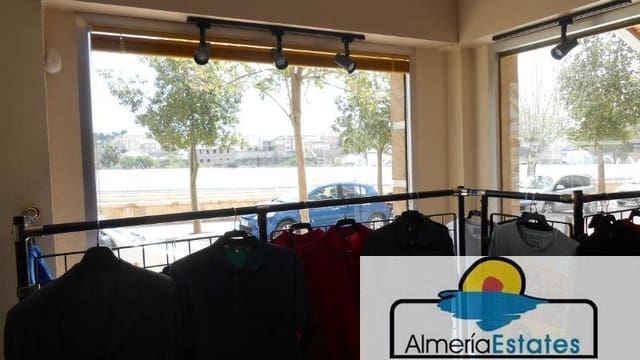 Commercial for rent in Albox - € 500 (Ref: 3216699)