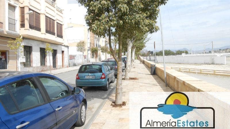 Erhverv til leje i Albox - € 500 (Ref: 3216699)