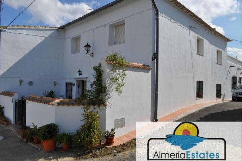 6 chambre Maison de Ville à vendre à Zurgena - 99 000 € (Ref: 3216705)