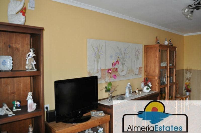 6 chambre Maison de Ville à vendre à Zurgena - 99 000 € (Ref: 3216705)