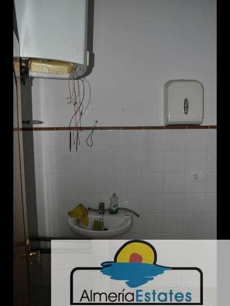 Erhverv til leje i Albox - € 600 (Ref: 3216785)