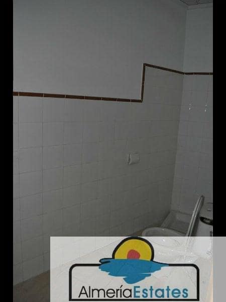 Erhverv til leje i Albox - € 600 (Ref: 3216785)