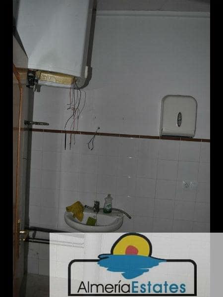 Erhverv til leje i Albox - € 600 (Ref: 3216785)