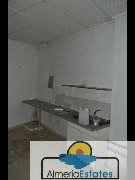 Erhverv til leje i Albox - € 600 (Ref: 3216785)