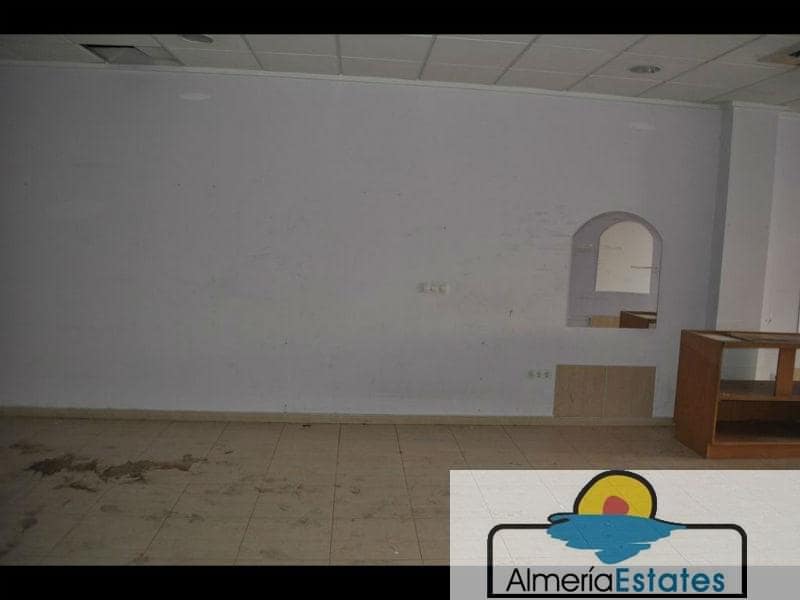 Erhverv til leje i Albox - € 600 (Ref: 3216785)