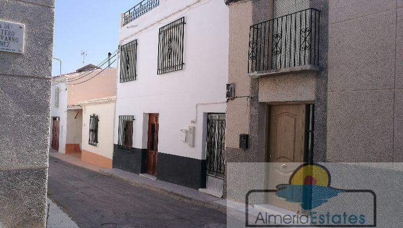 3 soveværelse Byhus til salg i Pocicas - € 49.000 (Ref: 3564113)