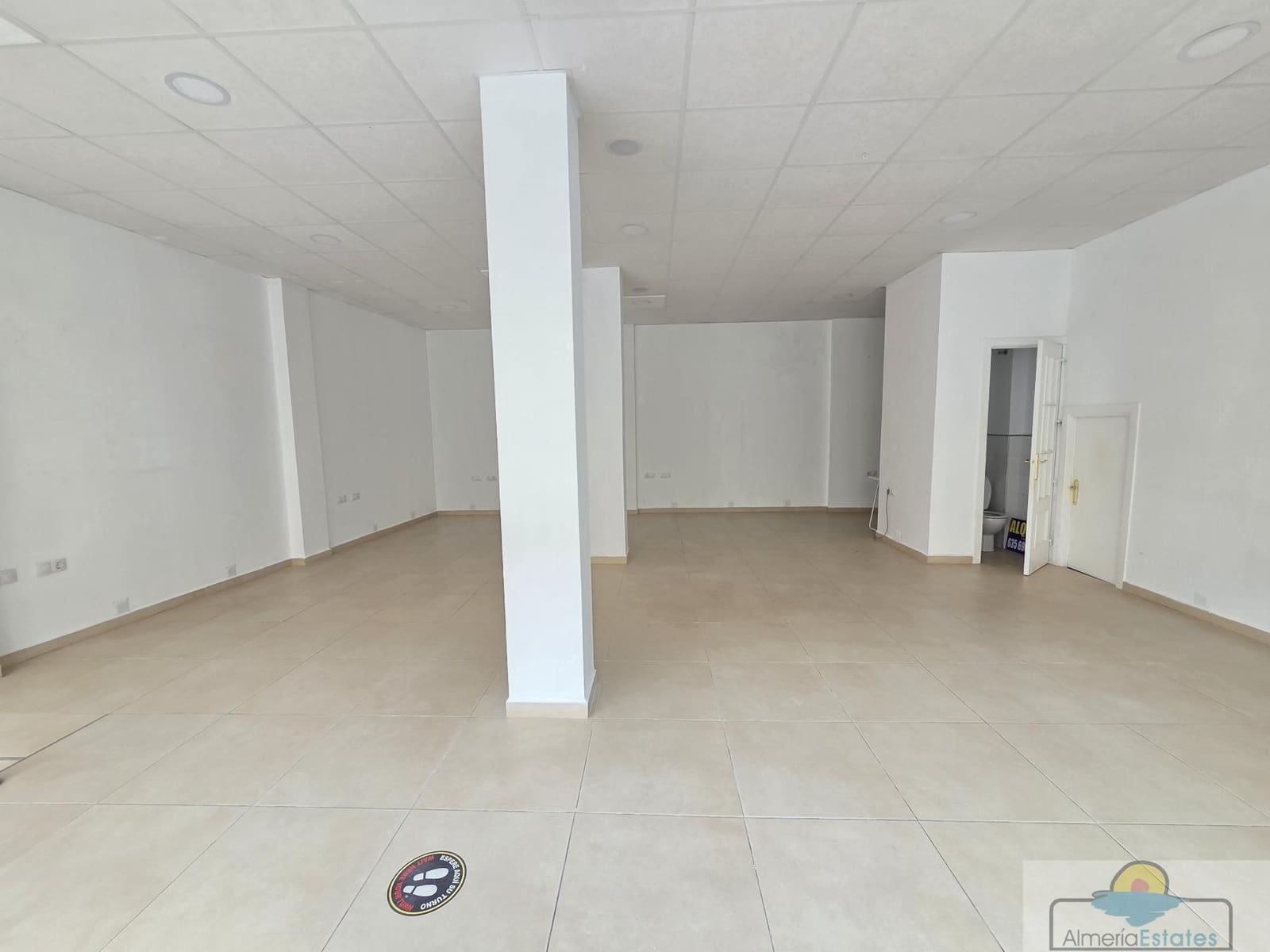 Commercieel te huur in Albox - € 450 (Ref: 3564115)