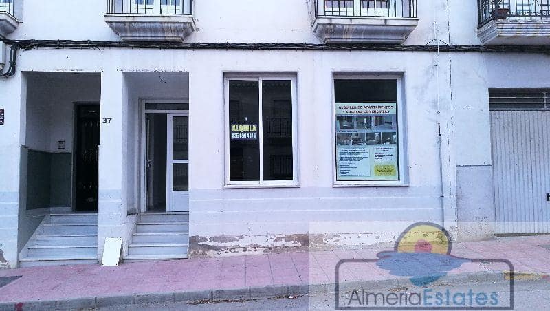 Erhverv til leje i Albox - € 350 (Ref: 3731119)