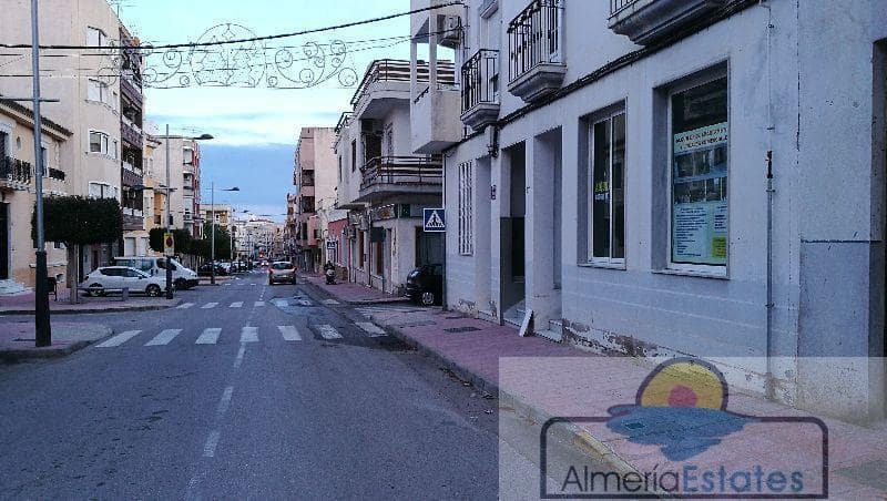 Erhverv til leje i Albox - € 350 (Ref: 3731119)