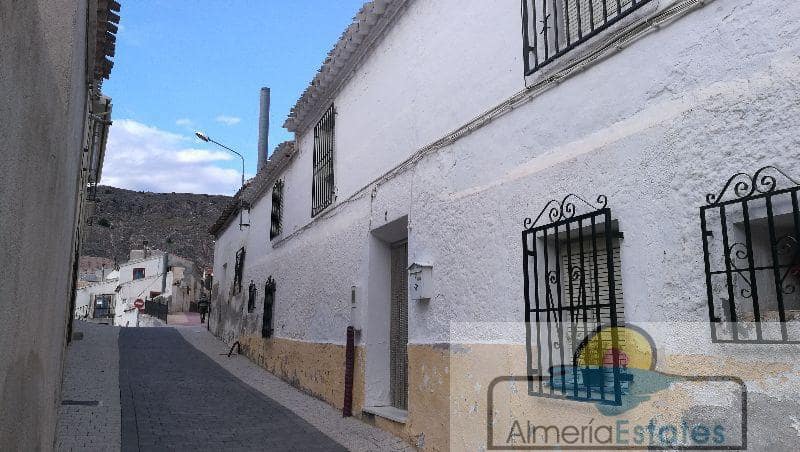 3 sovrum Hus till salu i Oria - 69 000 € (Ref: 3884214)