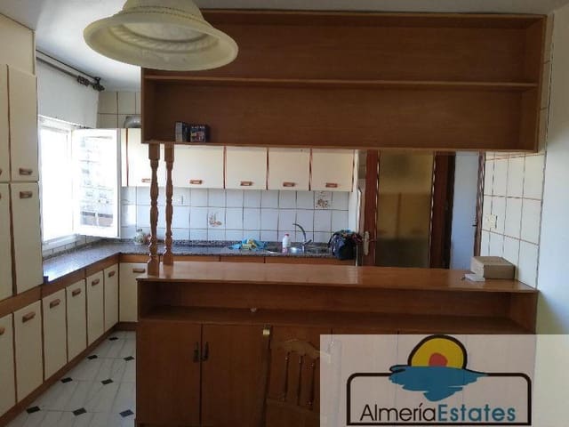 3 slaapkamer Flat te koop in Albox - € 95.000 (Ref: 4414389)