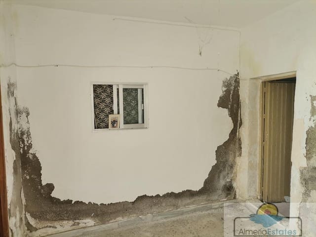 3 soveværelse Byhus til salg i Somontín - € 20.000 (Ref: 5740949)