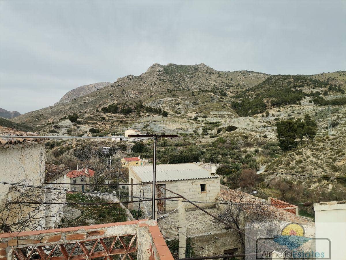 4 sovrum Hus till salu i Oria - 29 000 € (Ref: 6022243)