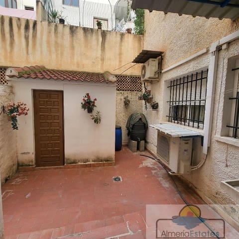 4 slaapkamer Flat te koop in Albox - € 100.000 (Ref: 6694415)