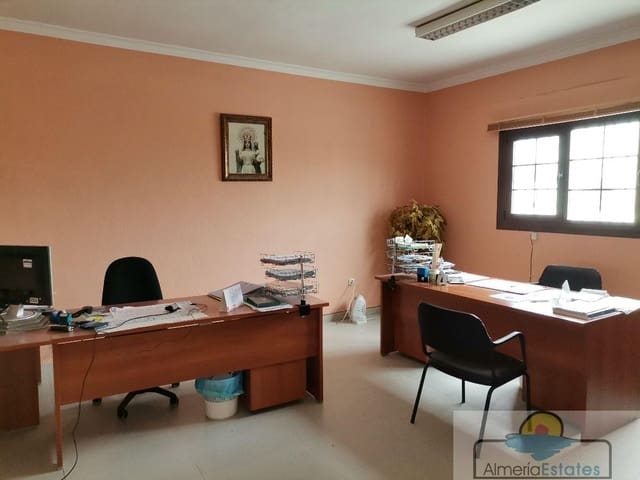 2 bedroom Commercial for sale in Macael - € 240,000 (Ref: 6804136)