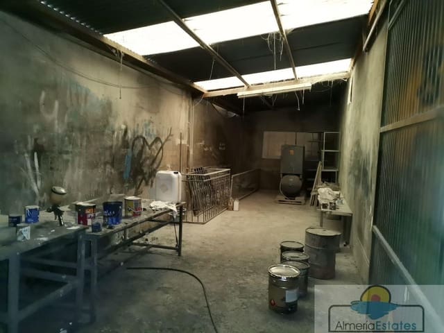 2 bedroom Commercial for sale in Macael - € 240,000 (Ref: 6804136)