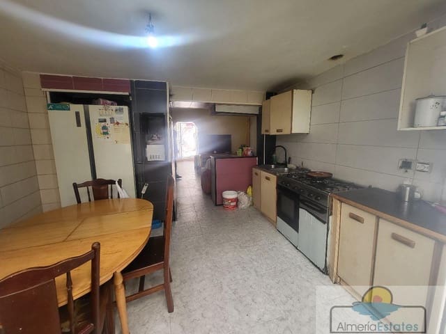 4 makuuhuone Omakotitalo myytävänä paikassa Albox - 74 900 € (Ref: 6857239)