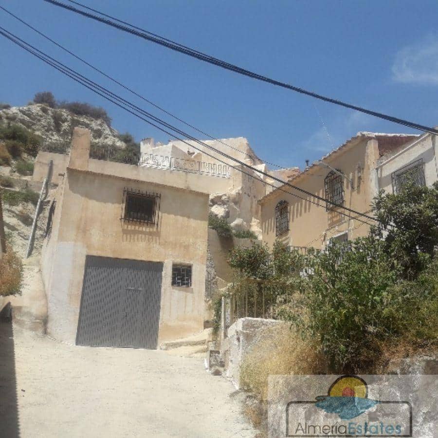 5 soveværelse Byhus til salg i La Alfoquia - € 120.000 (Ref: 6998791)