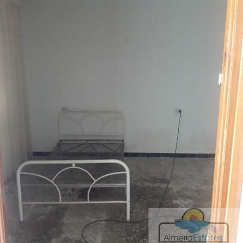 4 soveværelse Byhus til salg i Pocicas, Albox - € 75.000 (Ref: 6998793)